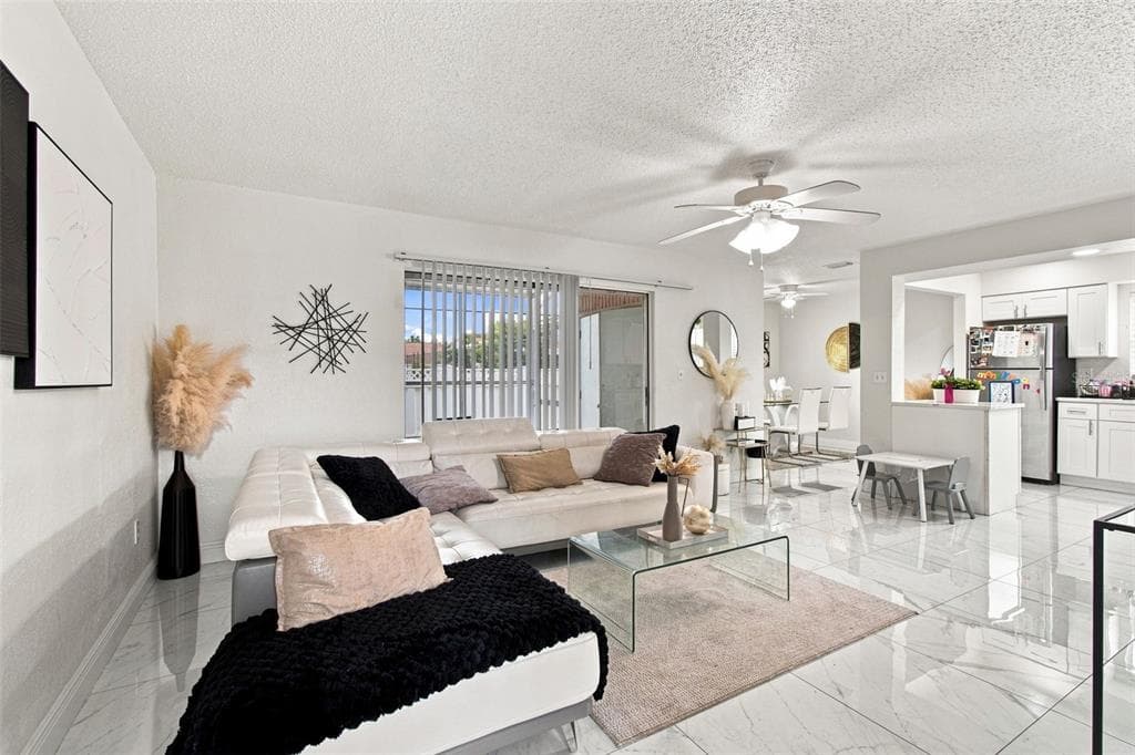 7210 N MANHATTAN AVENUE UNIT 1014 TAMPA, FL 33614