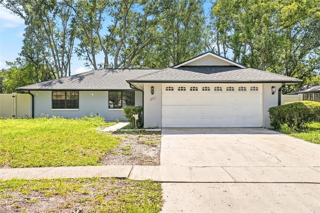 1123 FOGGY RIDGE PARKWAY LUTZ, FL 33559