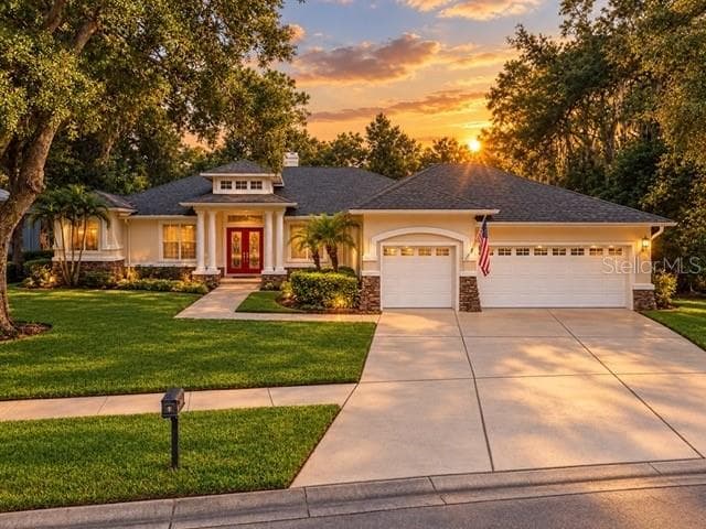 5603 EAGLEGLEN PLACE LITHIA, FL 33547
