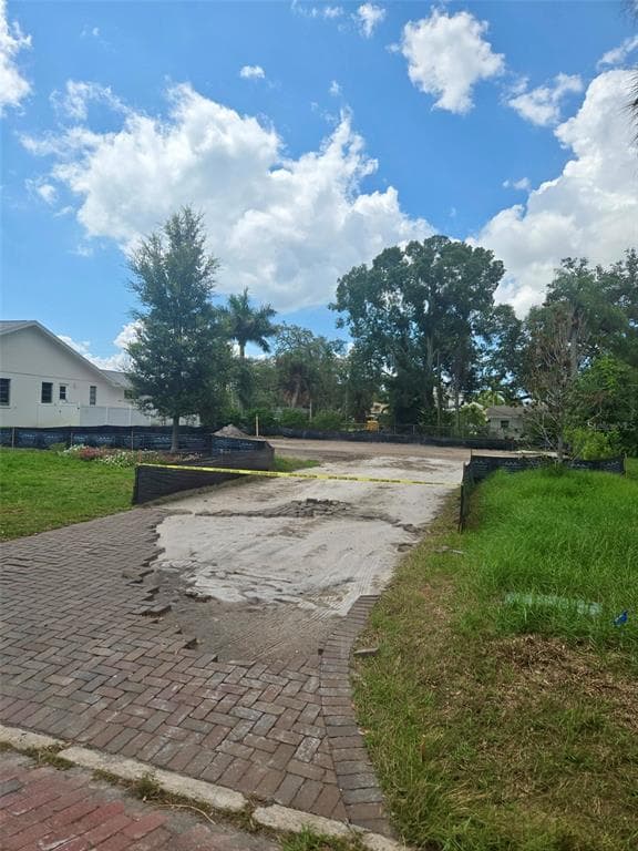 319 RAFAEL BOULEVARD NE