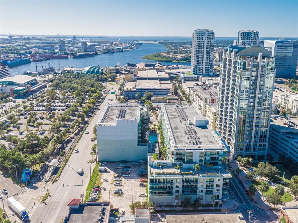 912 CHANNELSIDE DRIVE UNIT 2311 TAMPA, FL 33602