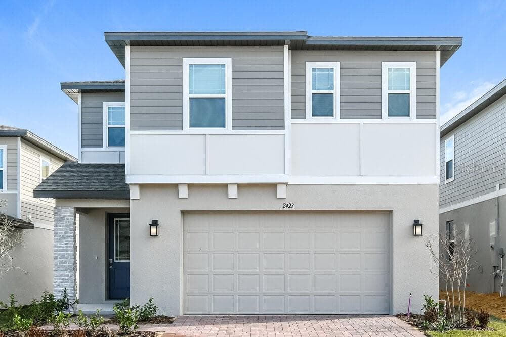 2423 GOLD DUST DRIVE MINNEOLA, FL 34715