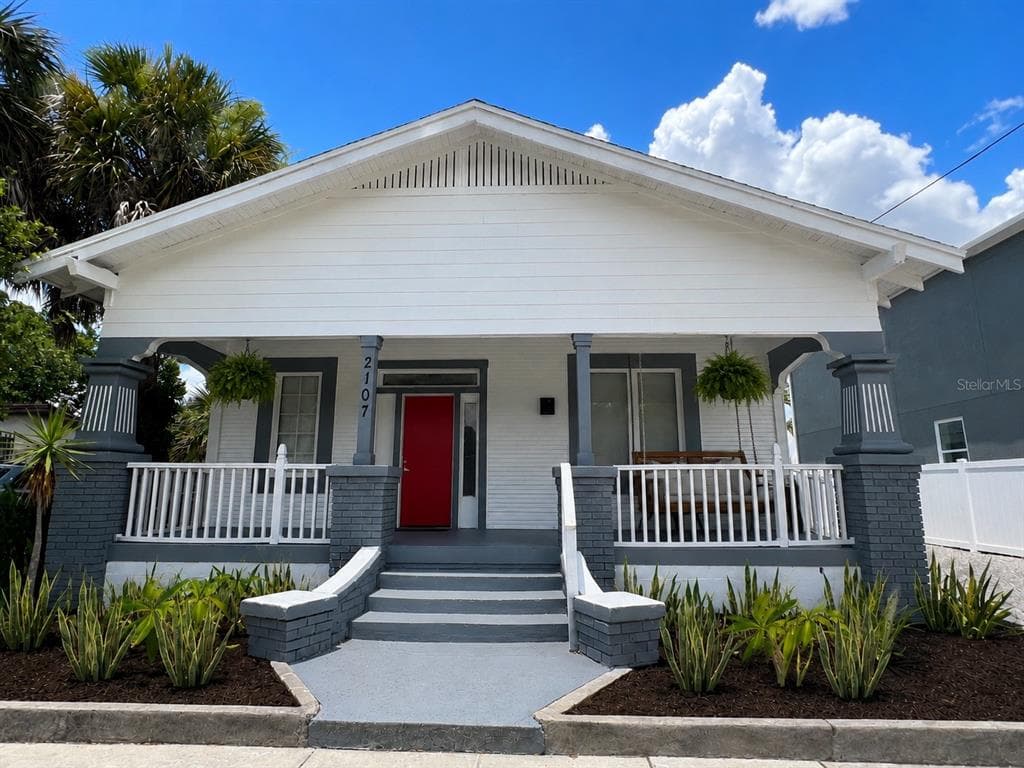 2107 W CHESTNUT STREET TAMPA, FL 33607