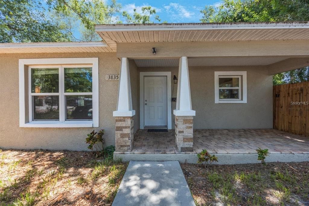 3835 18TH AVENUE S ST PETERSBURG, FL 33711