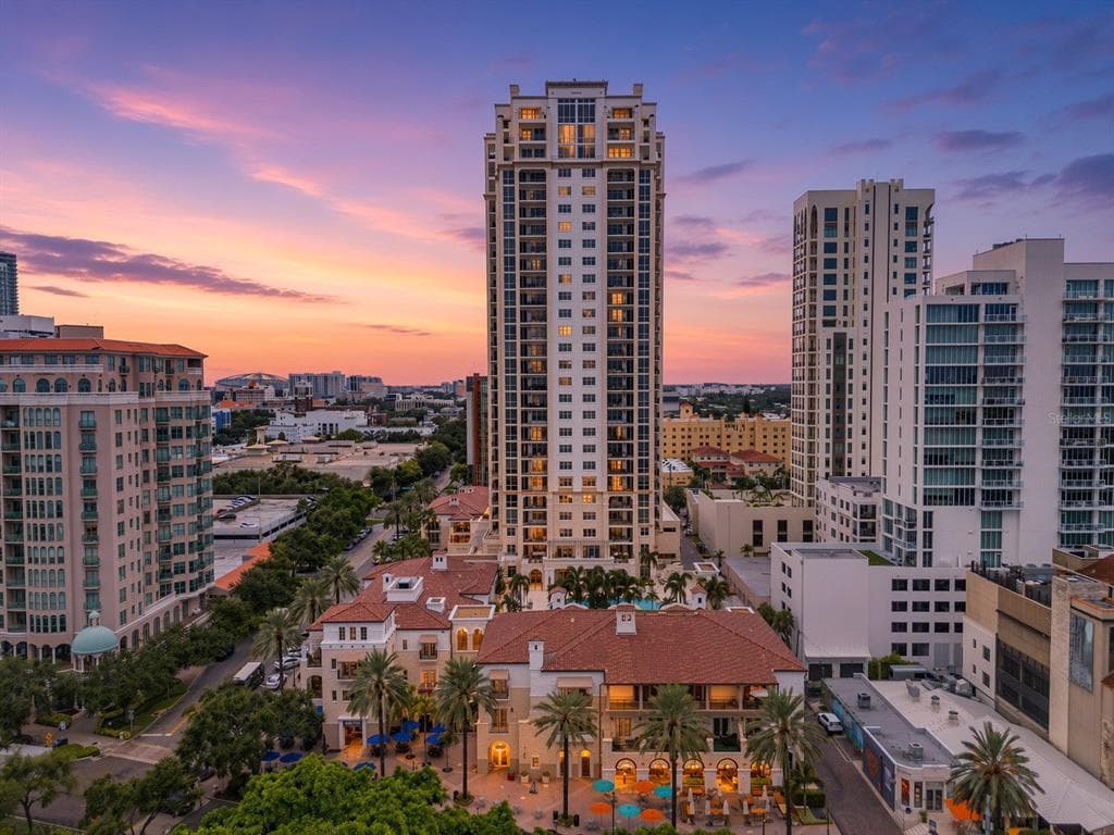 300 BEACH DRIVE NE UNIT 2604
