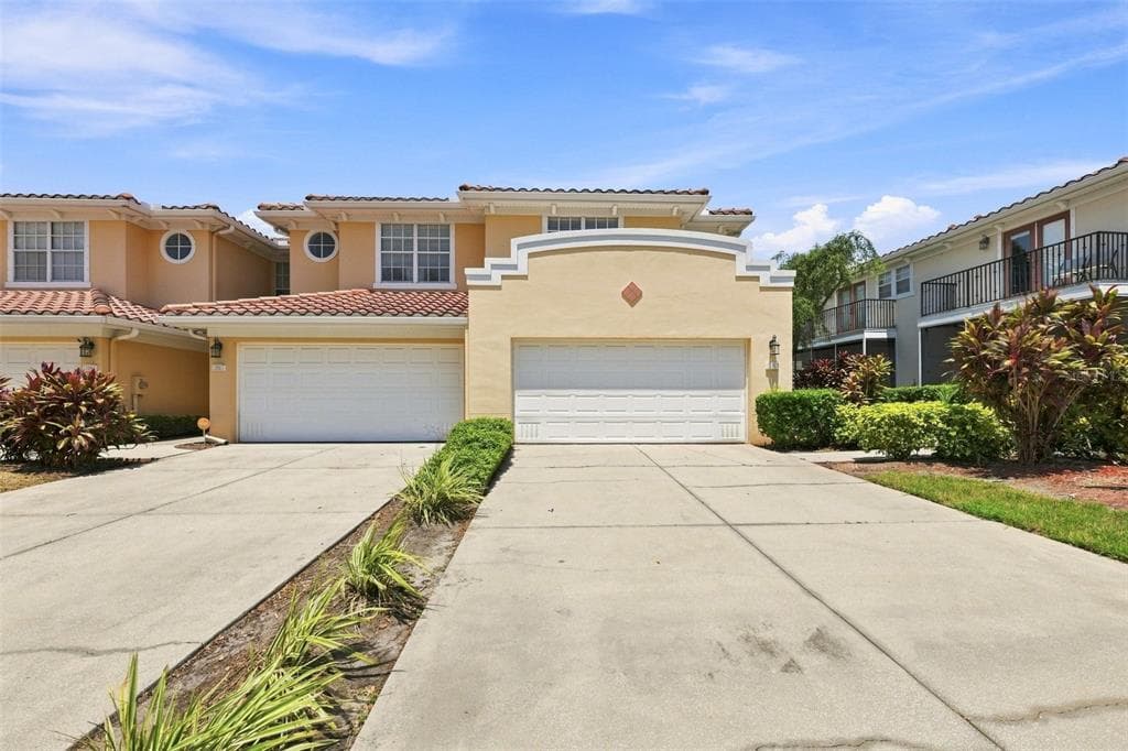 133 VALENCIA CIRCLE ST PETERSBURG, FL 33716