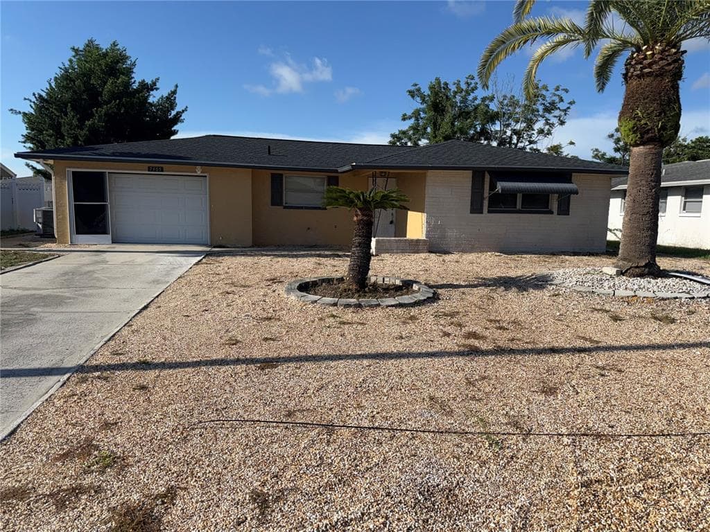 7905 MIMOSA DRIVE PORT RICHEY, FL 34668