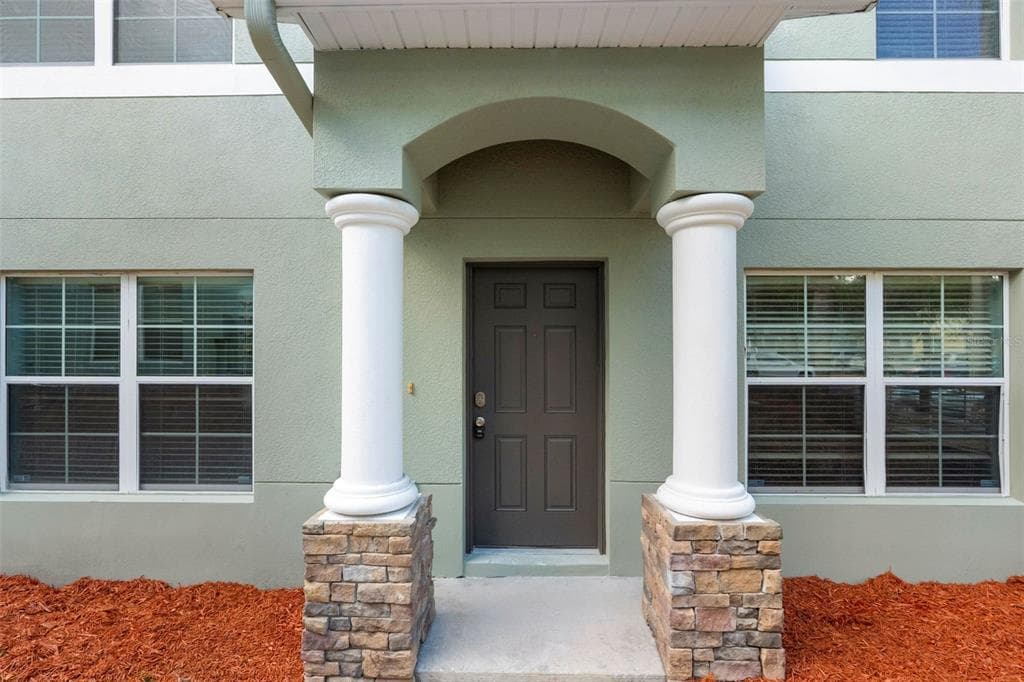 10931 KEYS GATE DRIVE