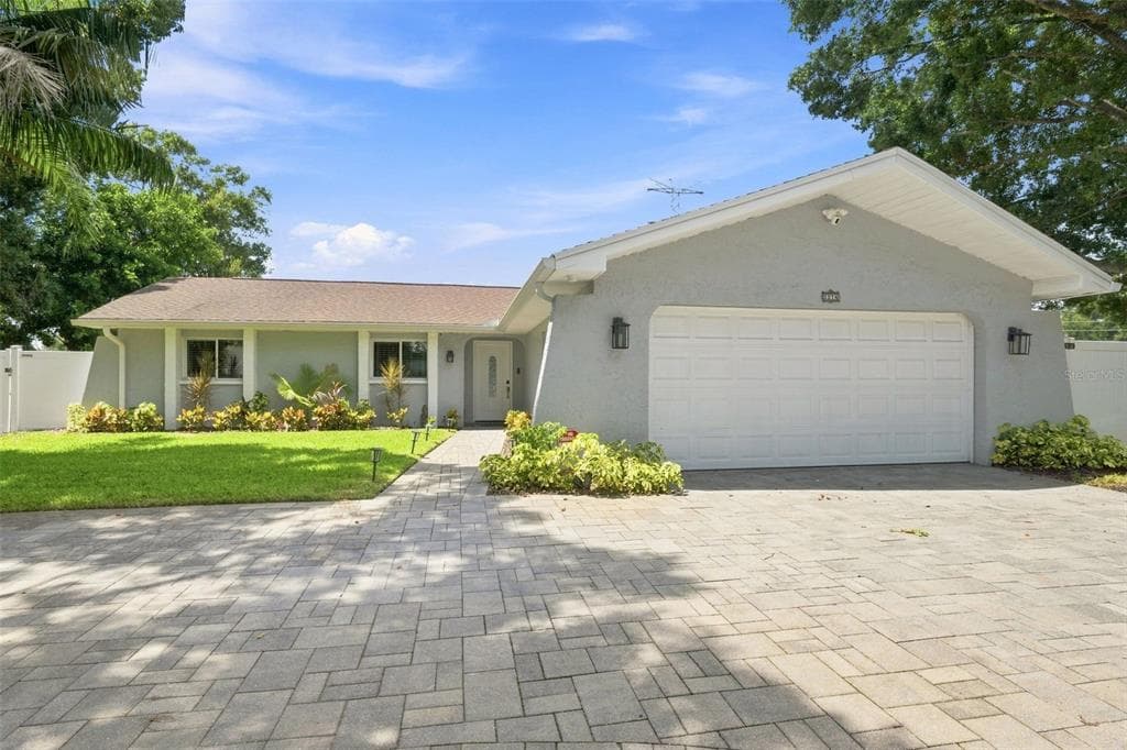 3276 FOX HILL DRIVE CLEARWATER, FL 33761