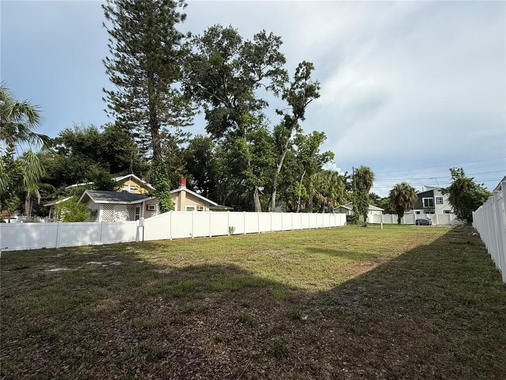 1011 12TH AVENUE S ST PETERSBURG, FL 33705