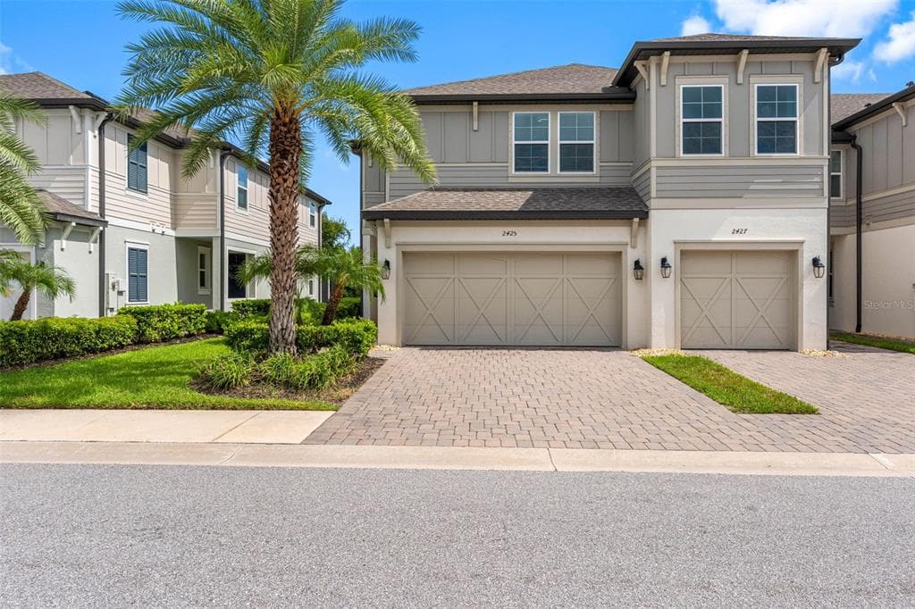 2425 FOGGY CREEK CIRCLE CLEARWATER, FL 33764