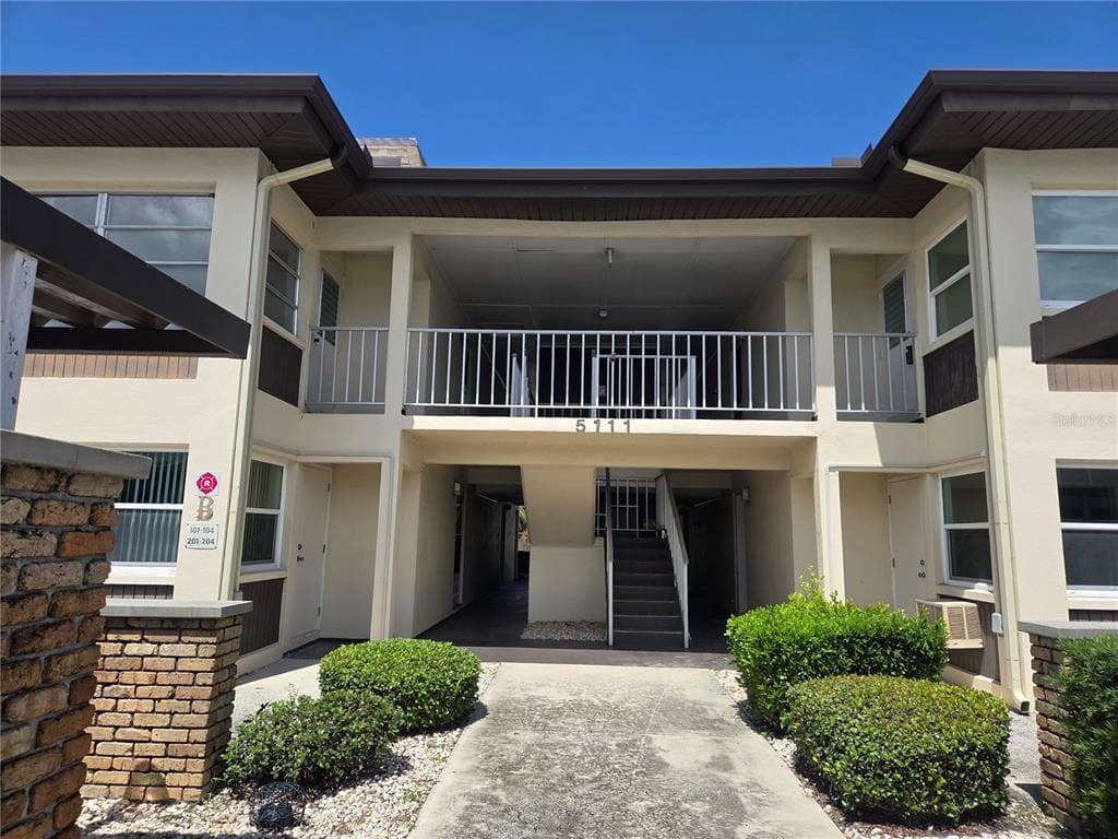 5111 AMULET DRIVE UNIT 102 NEW PORT RICHEY, FL 34652