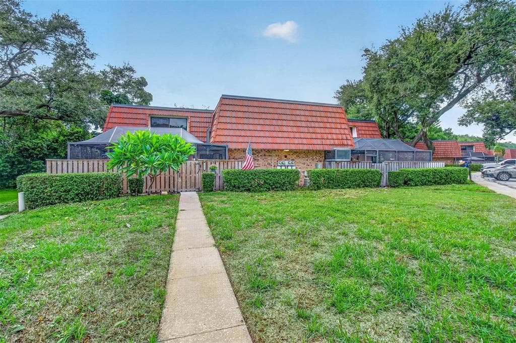 2612 6TH COURT PALM HARBOR, FL 34684