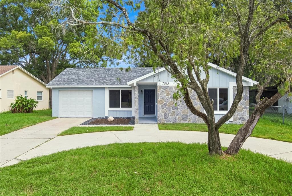 7033 WENTWORTH WAY NEW PORT RICHEY, FL 34655
