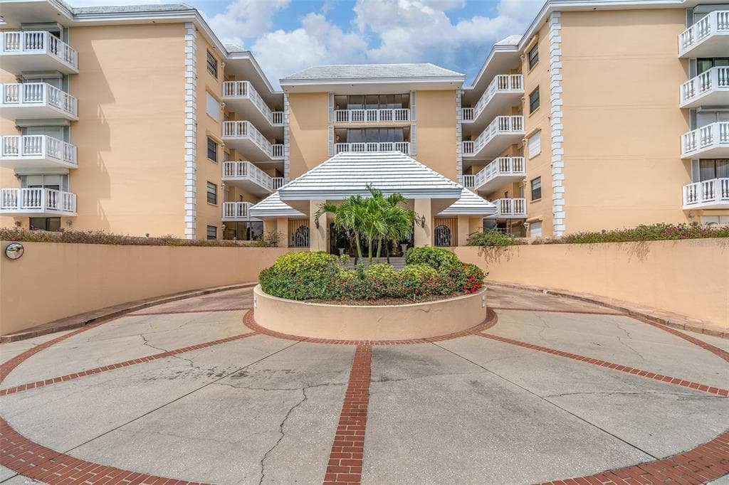 6500 SUNSET WAY UNIT 308