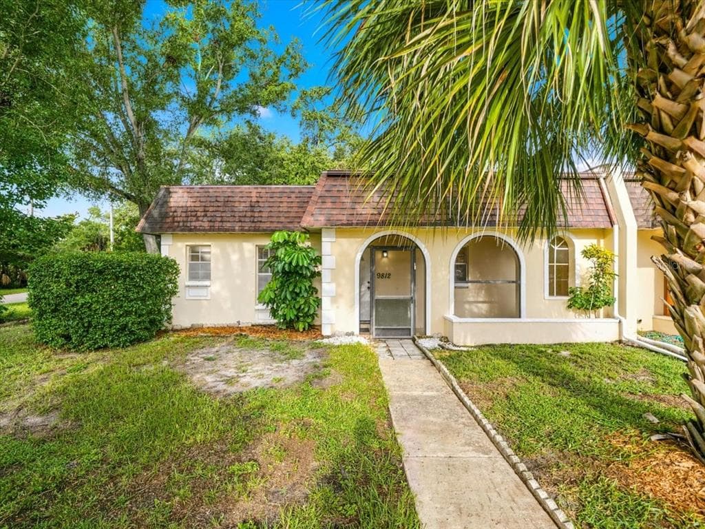 9812 85TH WAY SEMINOLE, FL 33777