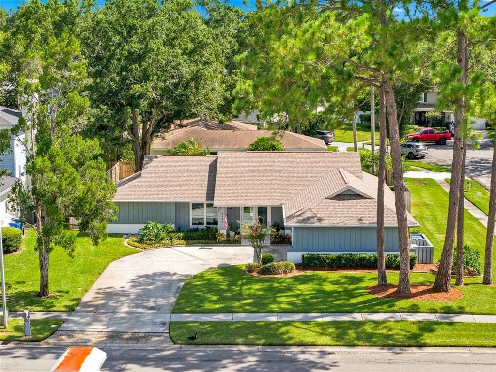 4606 LAVER COURT TAMPA, FL 33624
