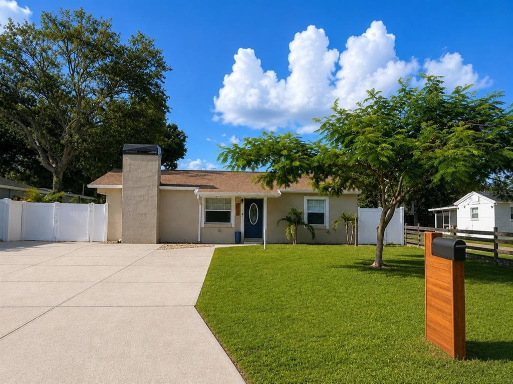 4405 W WALLCRAFT AVENUE TAMPA, FL 33611