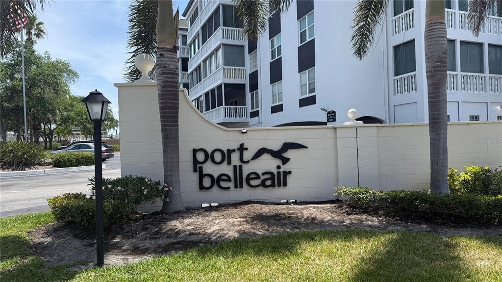 131 BLUFF VIEW DRIVE UNIT 104 BELLEAIR BLUFFS, FL 33770