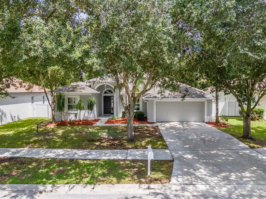 220 TAYLOR BAY LANE BRANDON, FL 33510