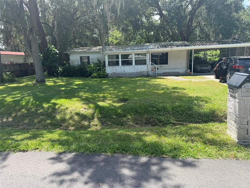 3210 ROY BURT ROAD LAKELAND, FL 33810