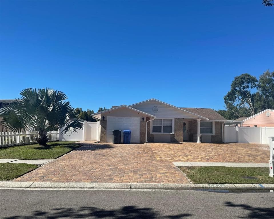 6423 MONTEREY BOULEVARD TAMPA, FL 33625