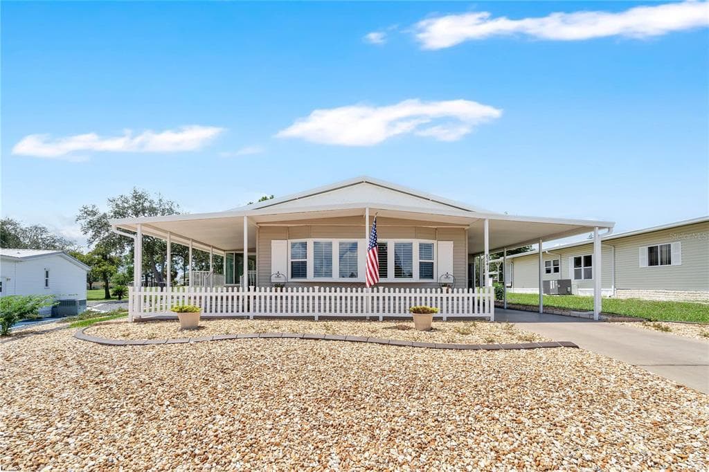 8241 WEATHERFORD AVENUE BROOKSVILLE, FL 34613