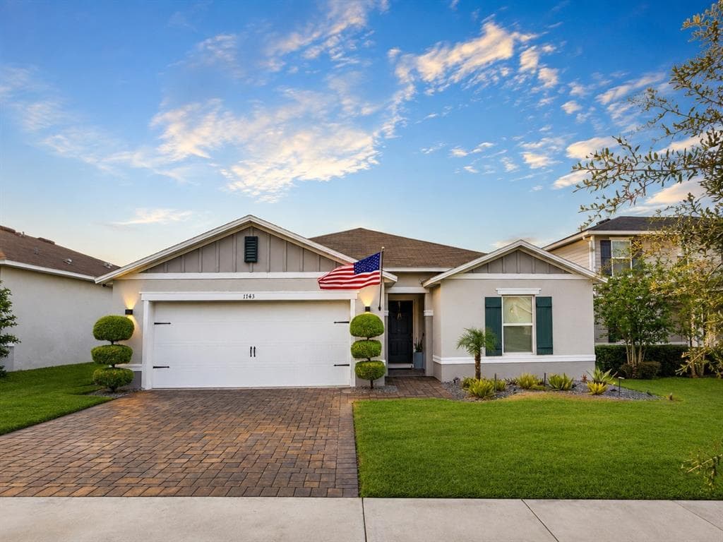 1743 WILSON PRAIRIE CIRCLE GROVELAND, FL 34736