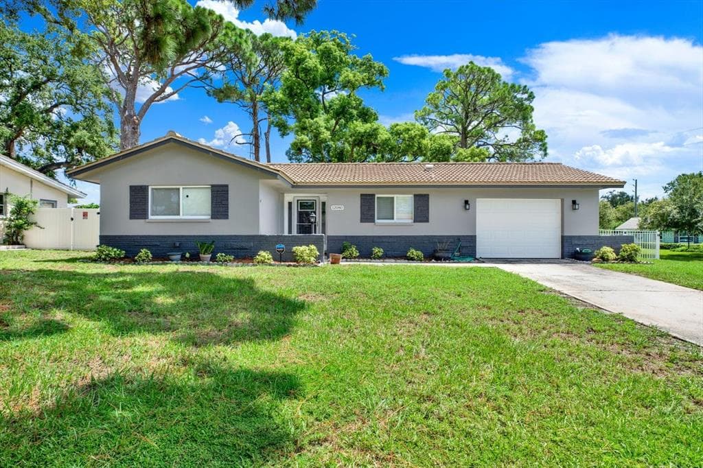 12080 68TH TERRACE SEMINOLE, FL 33772