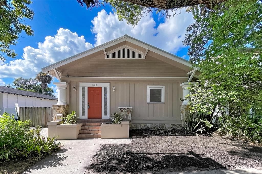 210 W FLORIBRASKA AVENUE