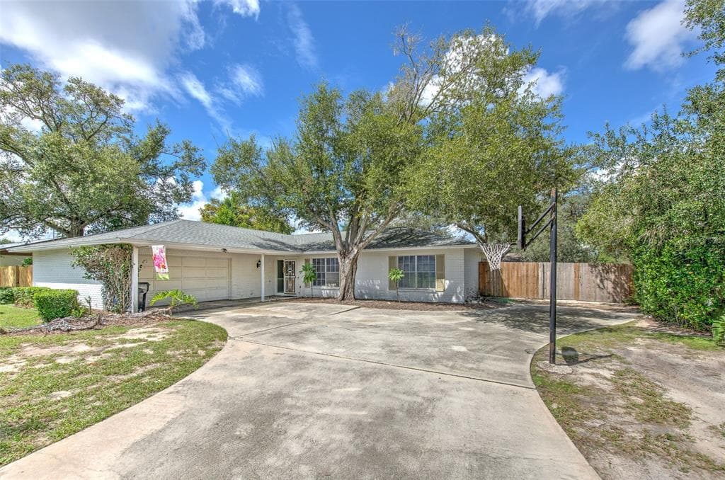1802 CHERRY RIDGE LANE BRANDON, FL 33511