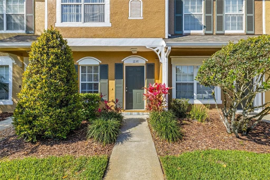 1237 KENNEWICK COURT