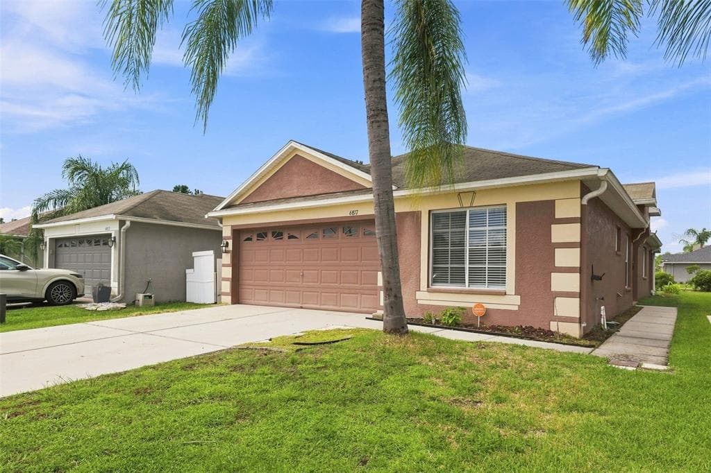 6817 ARAMON COURT WESLEY CHAPEL, FL 33545