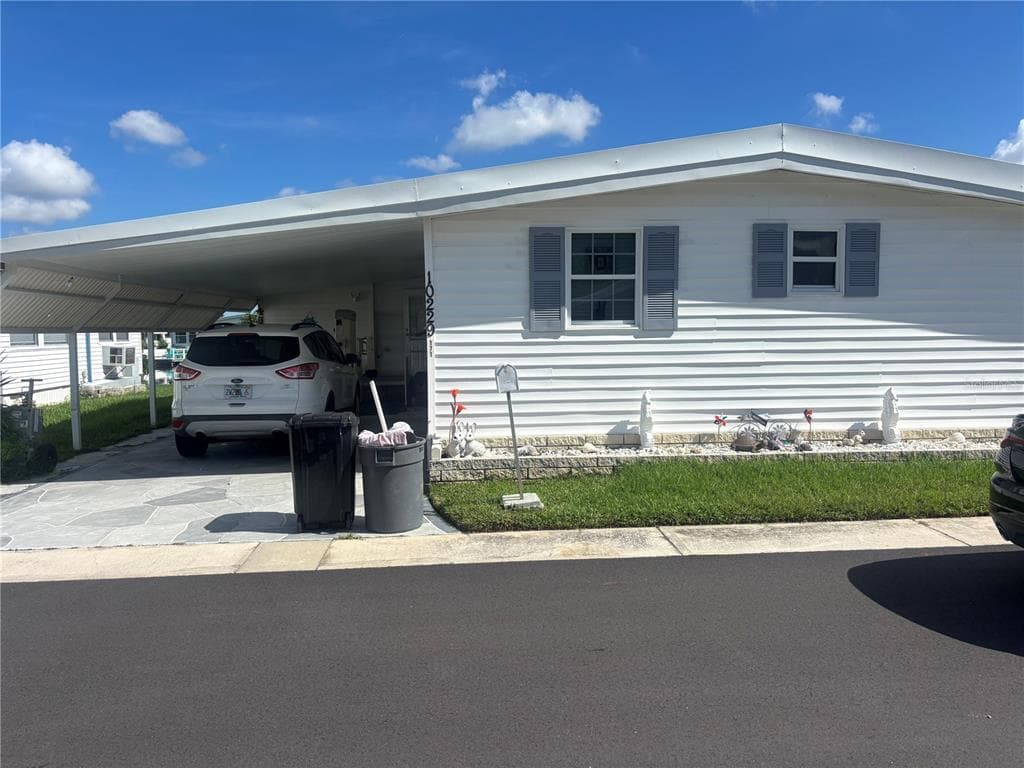 10229 S LAKE DRIVE UNIT 171 LARGO, FL 33773