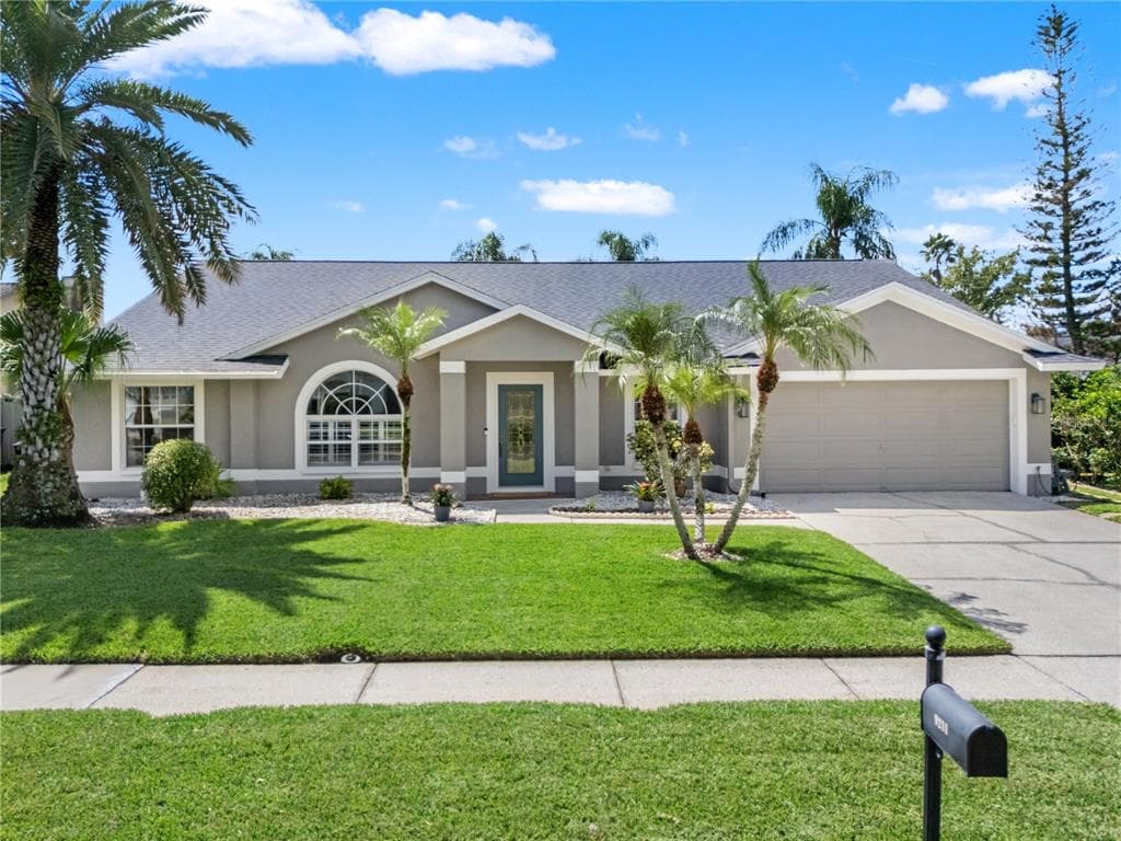 9211 MILL CIRCLE TAMPA, FL 33647