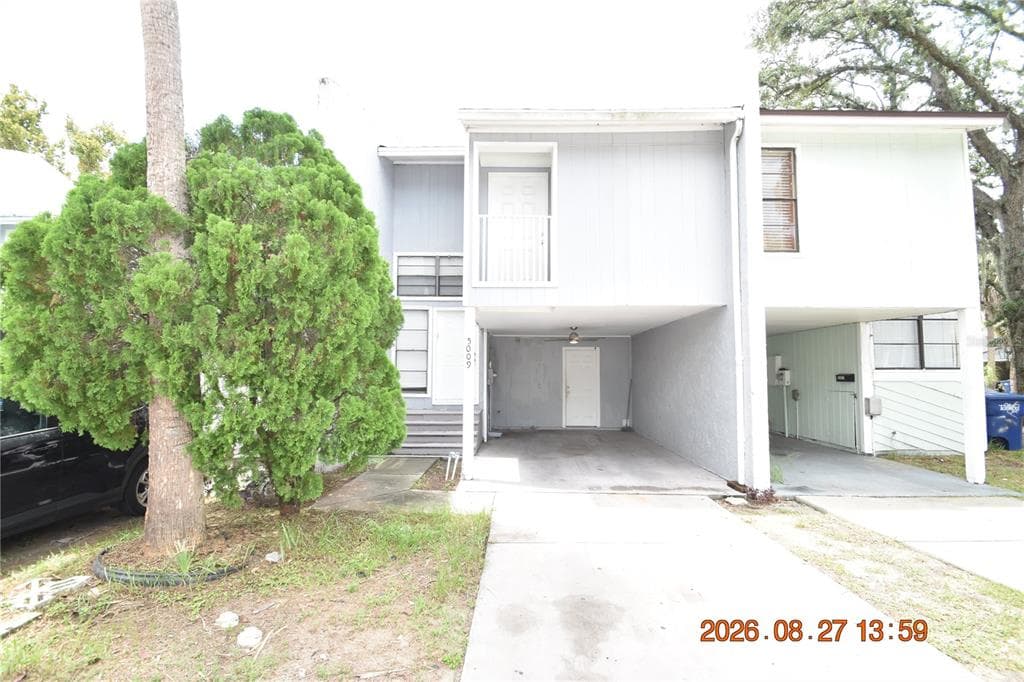 5009 TERRACE VILLAGE LANE TAMPA, FL 33617