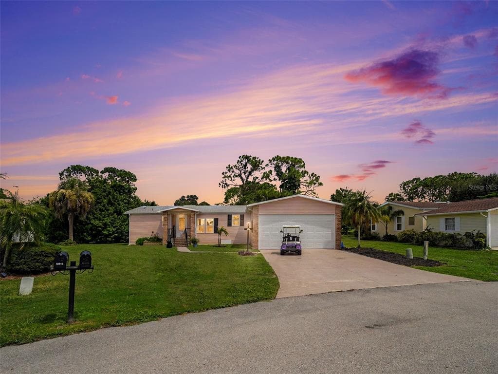 19808 FRENCHMANS COURT NORTH FORT MYERS, FL 33903