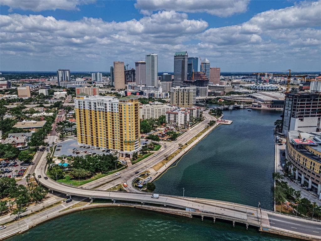 345 BAYSHORE BOULEVARD UNIT 1006 TAMPA, FL 33606