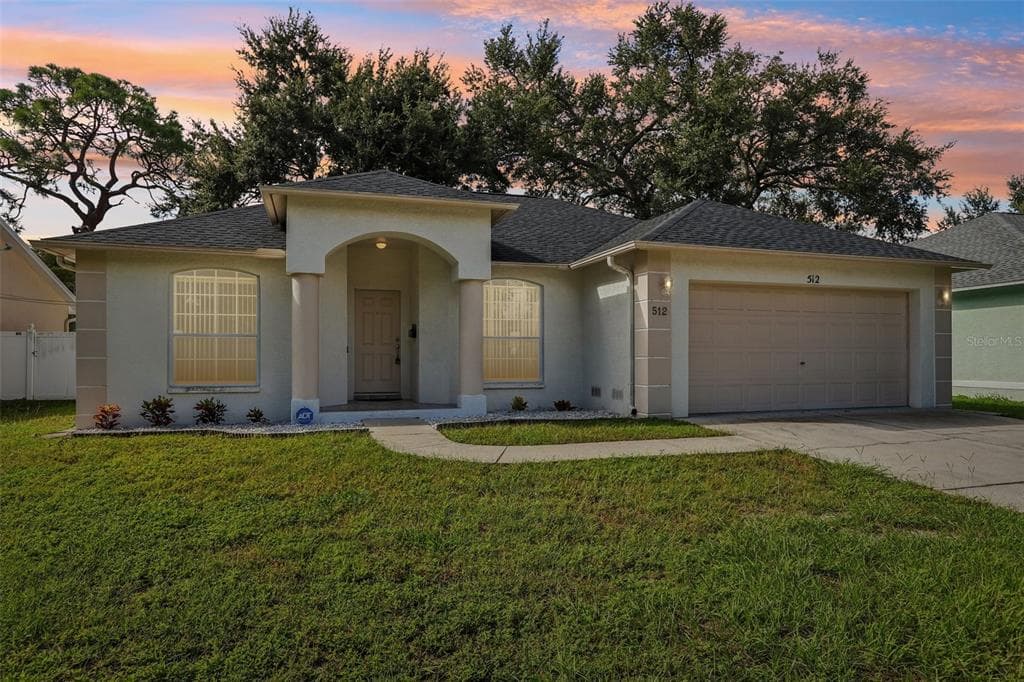 512 ATWOOD AVENUE N ST PETERSBURG, FL 33702