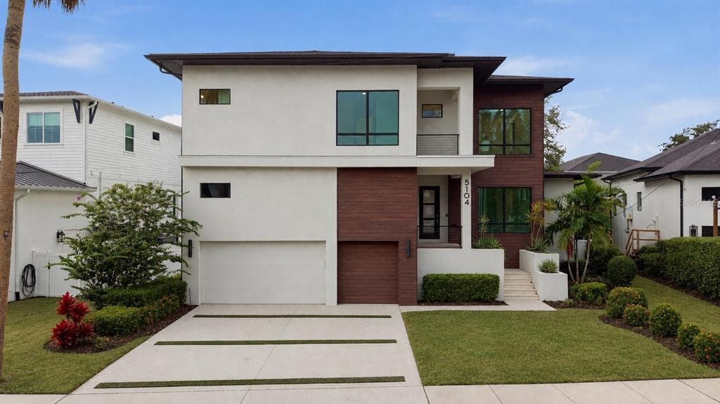 5104 W EVELYN DRIVE TAMPA, FL 33609
