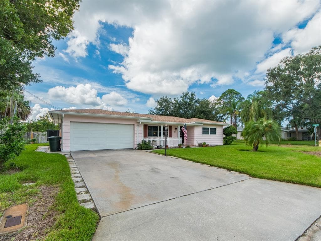 63 NICHOLAS DRIVE