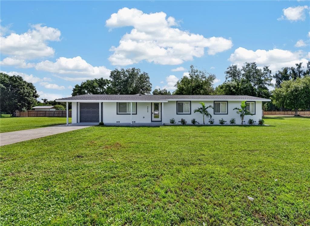 4609 60TH STREET E BRADENTON, FL 34203