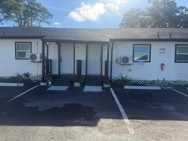 4605 N HUBERT AVENUE UNIT 11 TAMPA, FL 33614