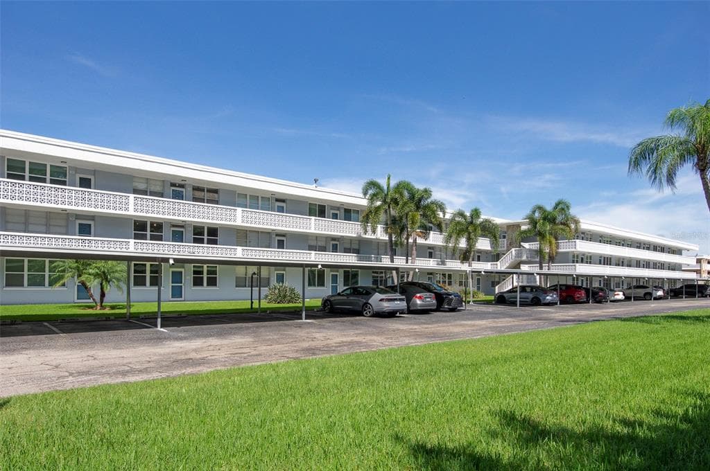 4720 LOCUST STREET NE UNIT 219