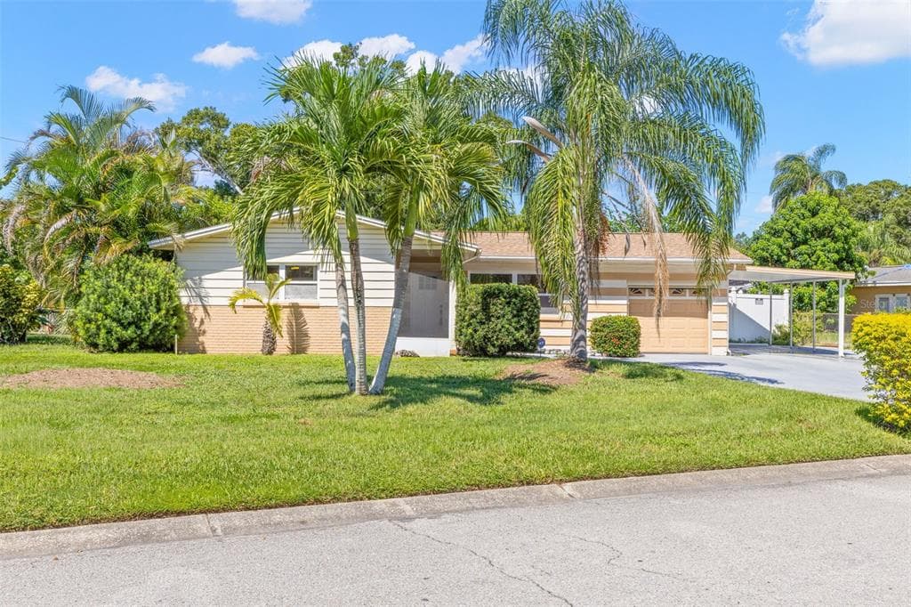 106 S FERNWOOD AVENUE CLEARWATER, FL 33765