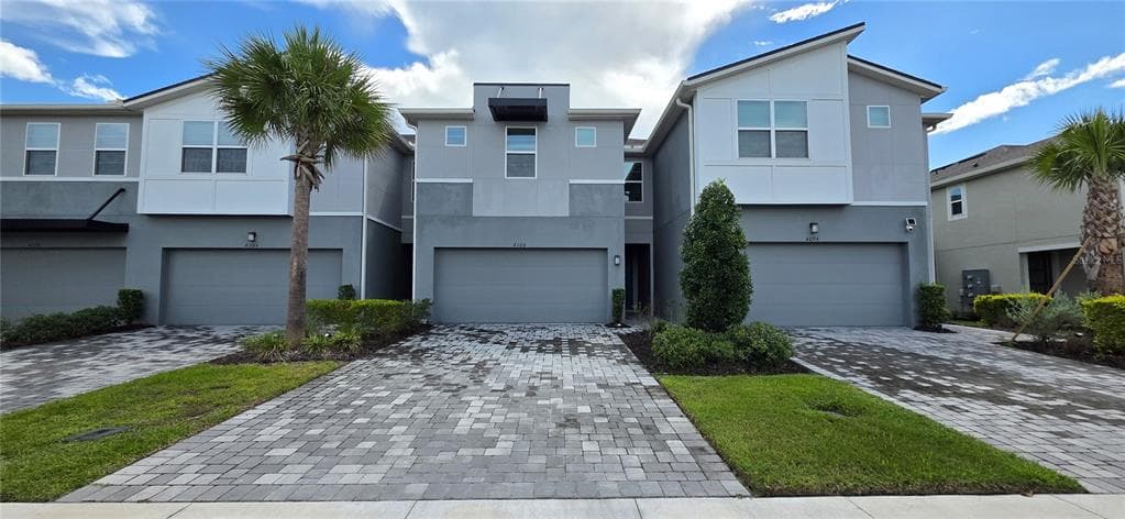 4100 CLOUD HOPPER WAY LUTZ, FL 33559