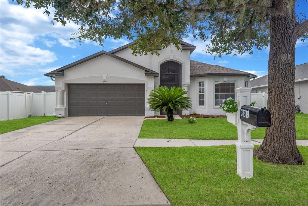 31319 GOLDEN GATE DRIVE WESLEY CHAPEL, FL 33545