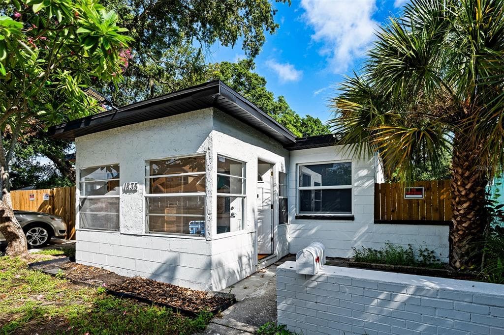 1835 15TH AVENUE S ST PETERSBURG, FL 33712
