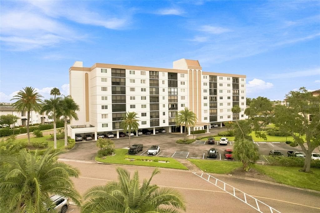 19029 N US HIGHWAY 19 UNIT 9-704 CLEARWATER, FL 33764