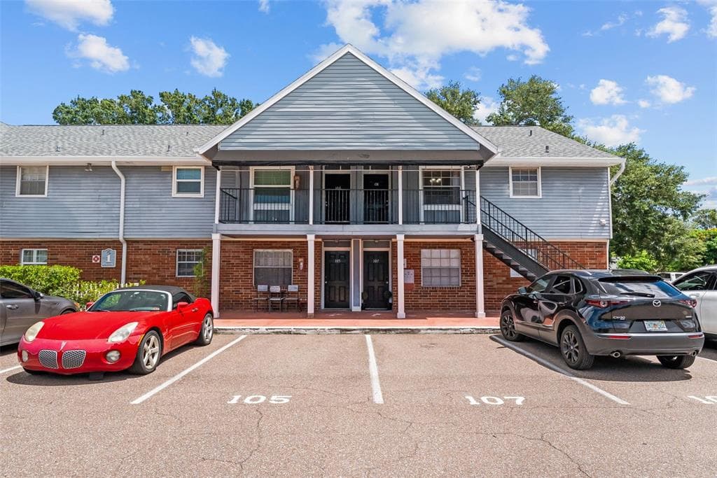 200 COUNTRY CLUB DRIVE UNIT 108 LARGO, FL 33771